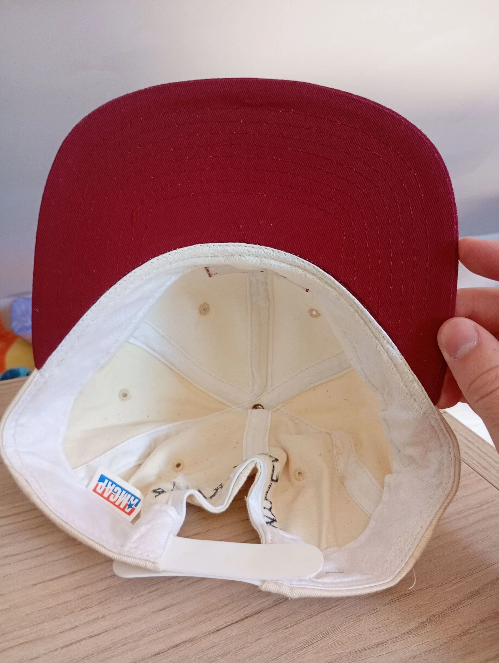 Gorra vintage de los años 90 snapback beige y burdeos ajustable – photo 2